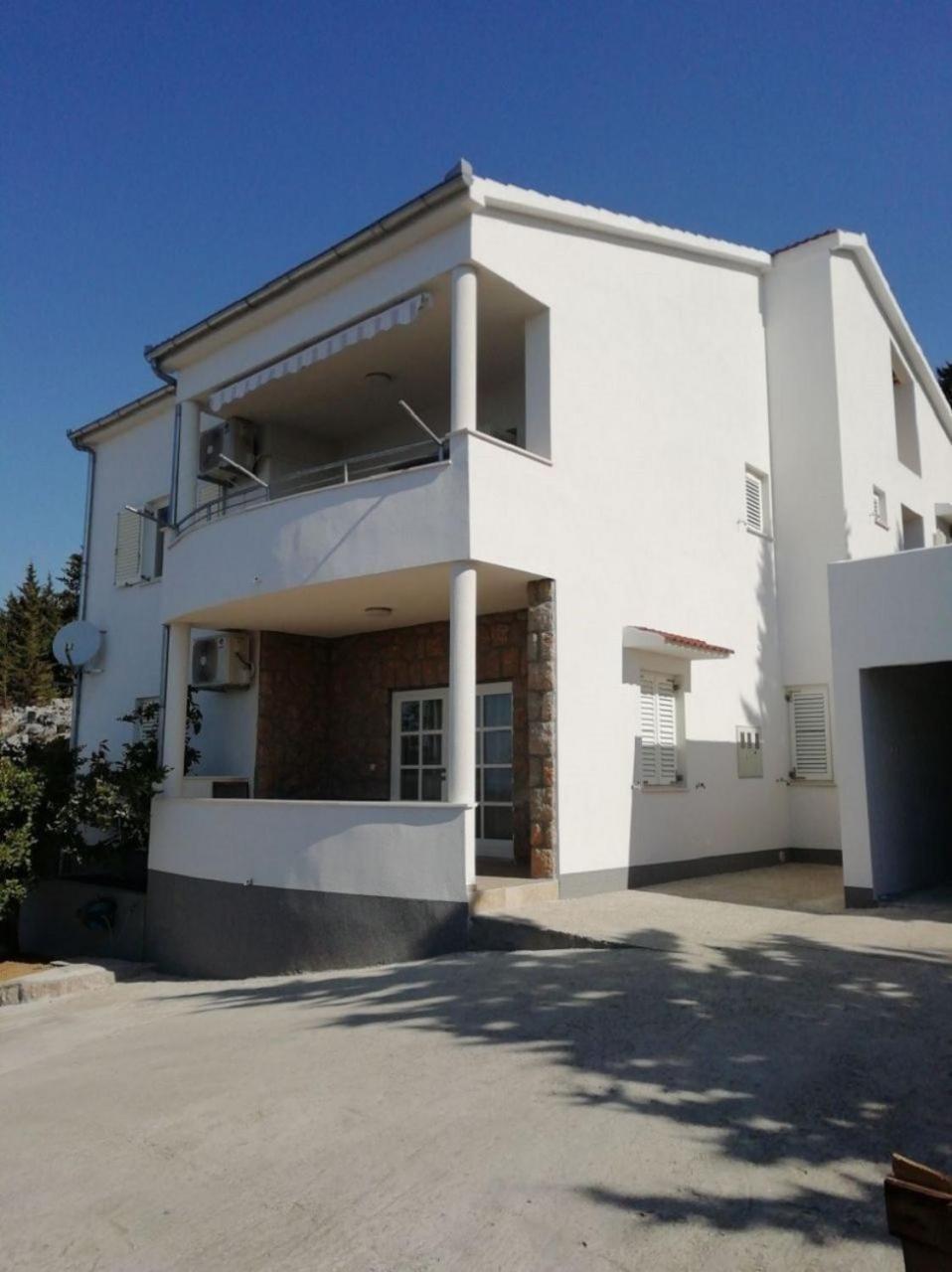 Apartment Ante Starigrad Paklenica Exterior foto